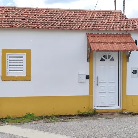 Nyaraló Cantinho Na Charneca